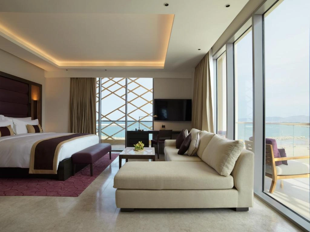hotel-img