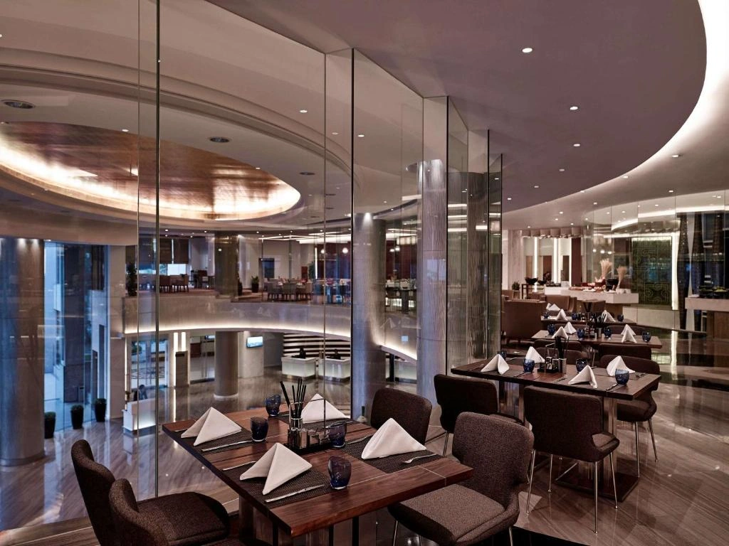 hotel-img