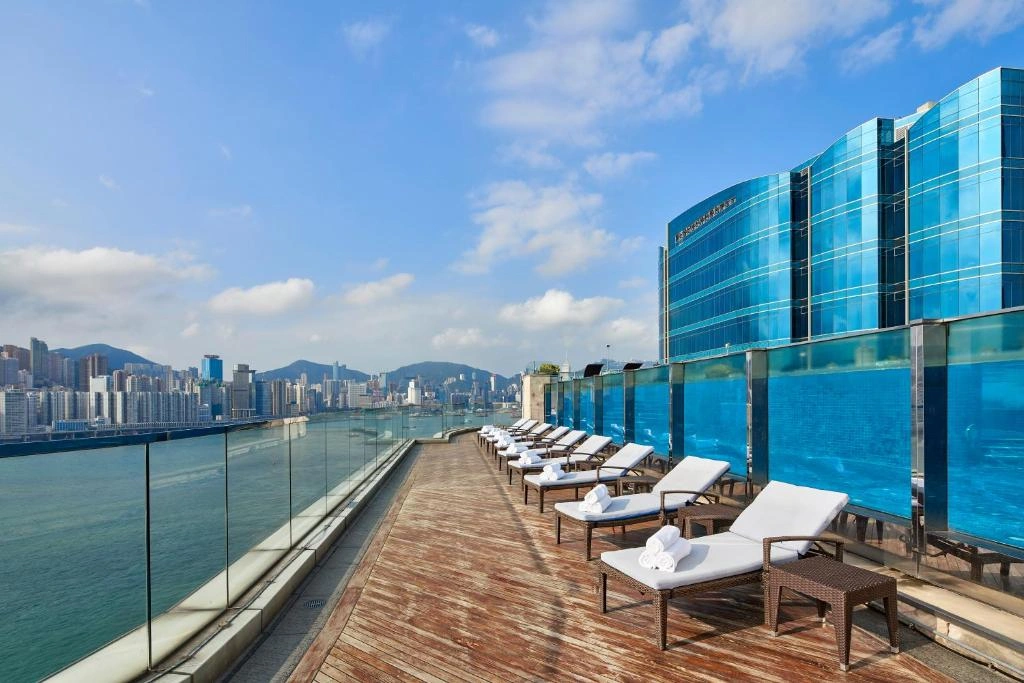 hotel-img