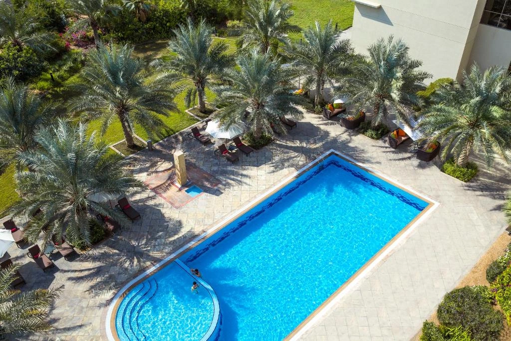 hotel-img
