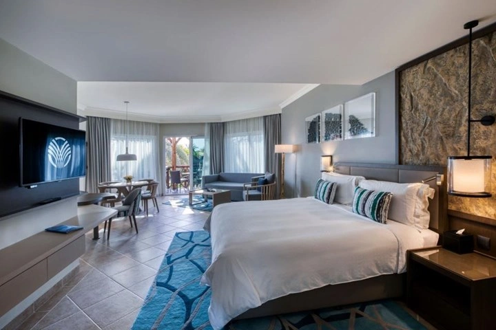 hotel-img
