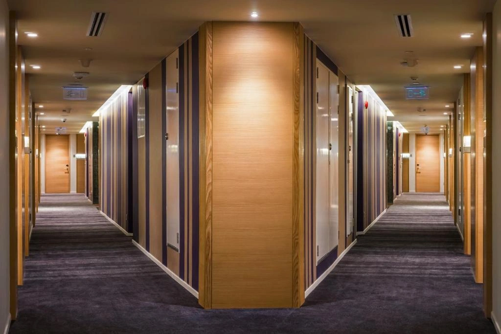 hotel-img