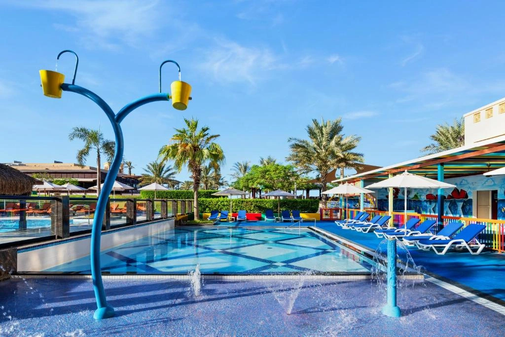 hotel-img