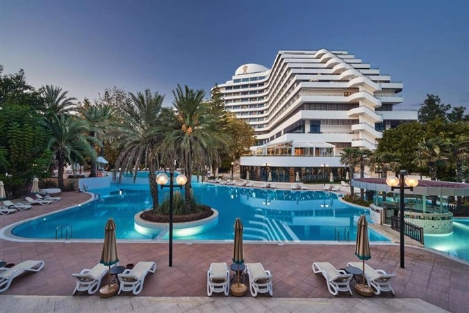 hotel-img