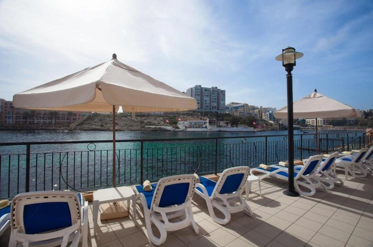 hotel-img