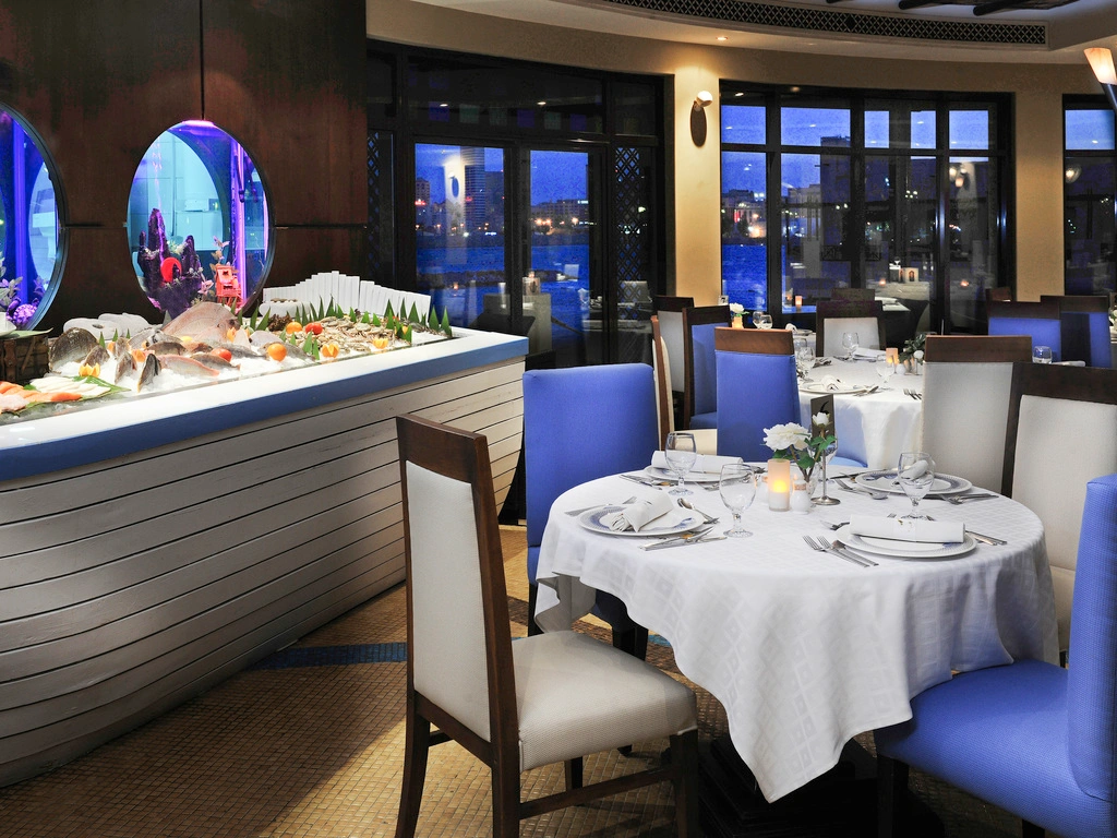 hotel-img