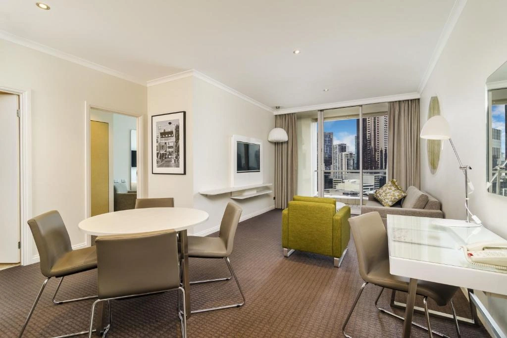 hotel-img