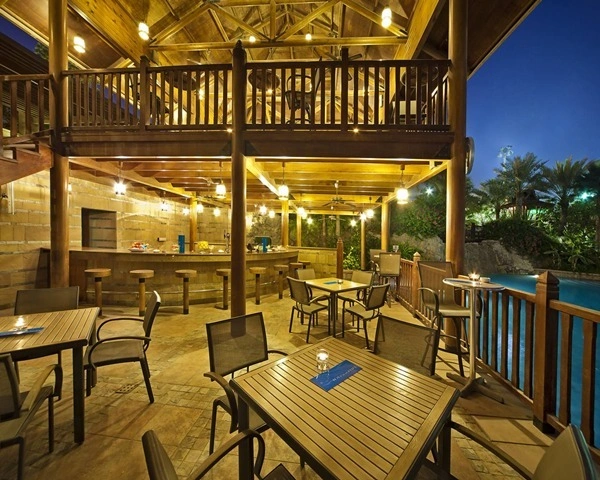 hotel-img