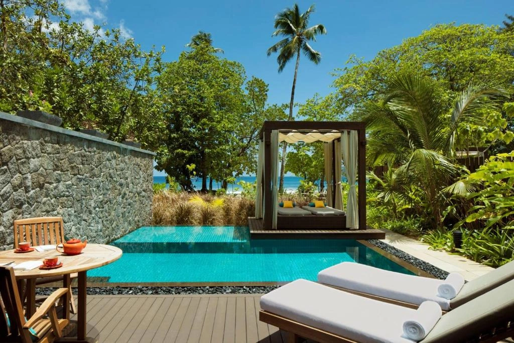hotel-img