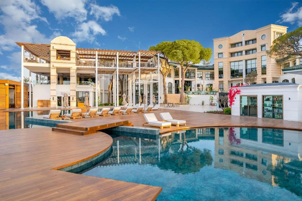 hotel-img