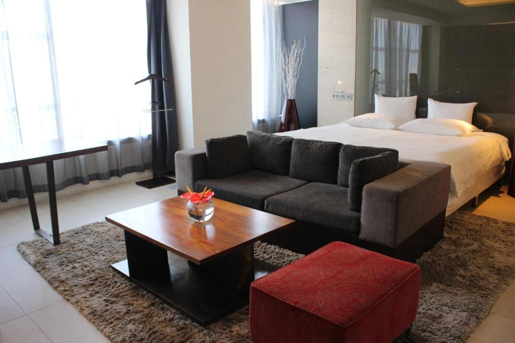 hotel-img