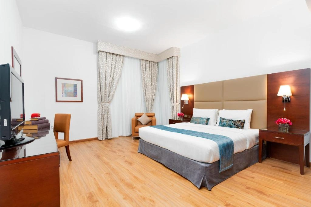 hotel-img