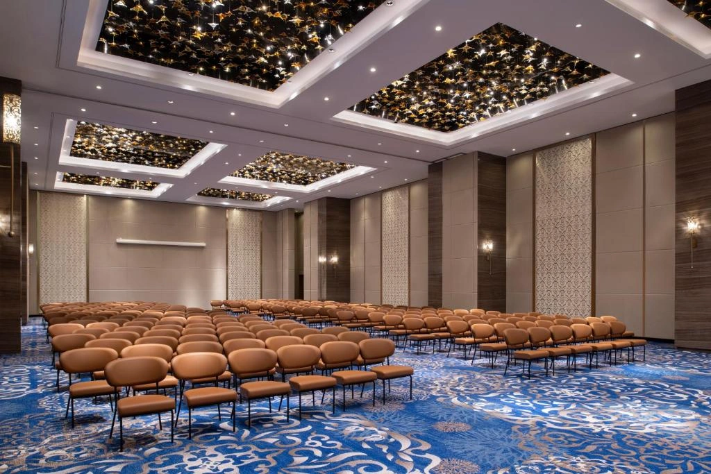 hotel-img