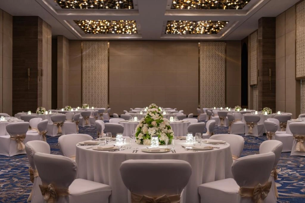 hotel-img