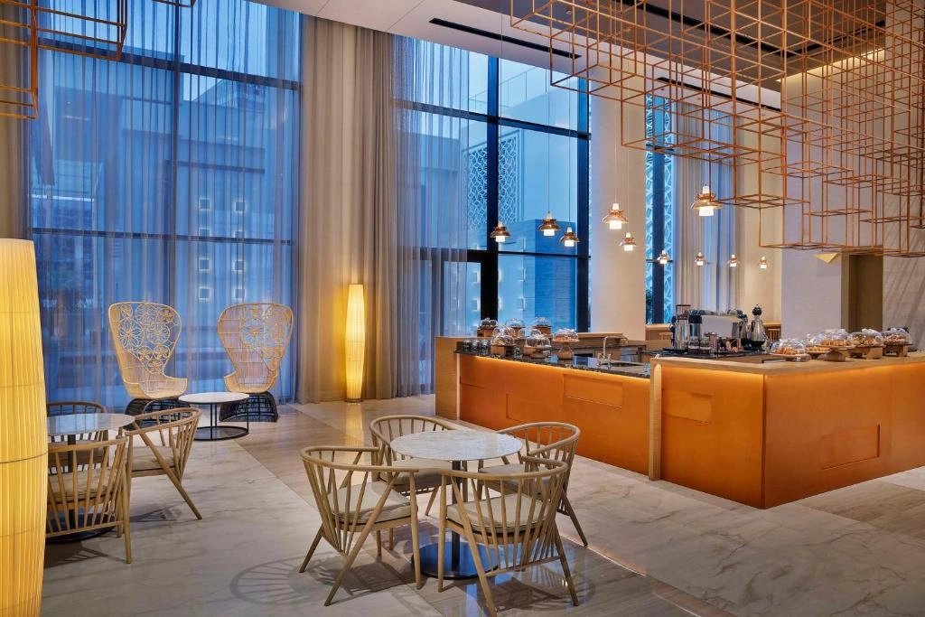 hotel-img