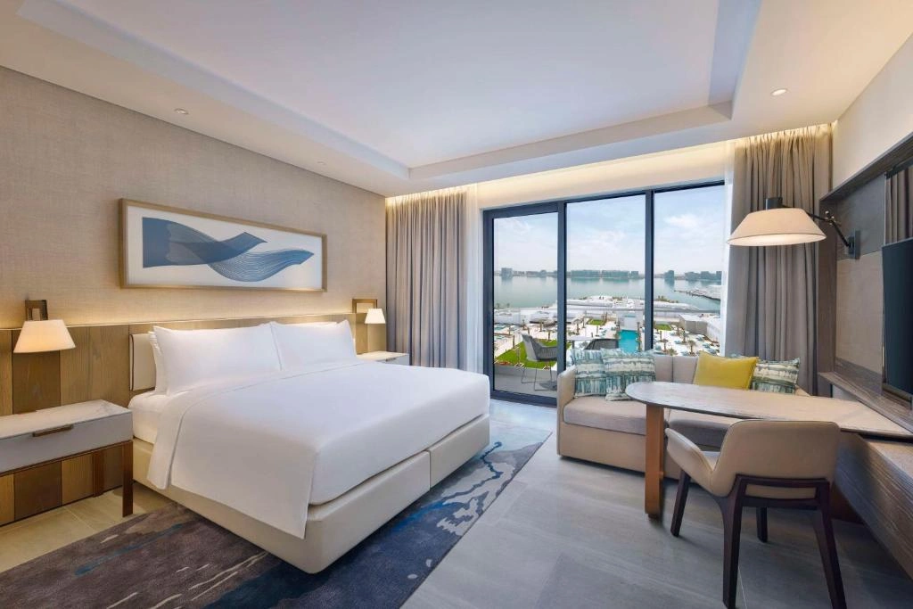hotel-img