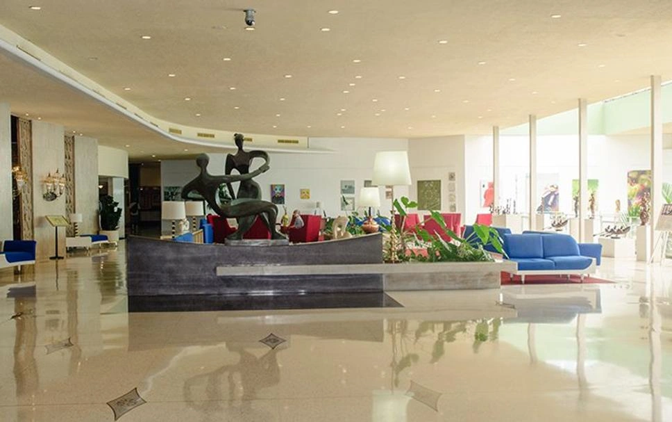 hotel-img