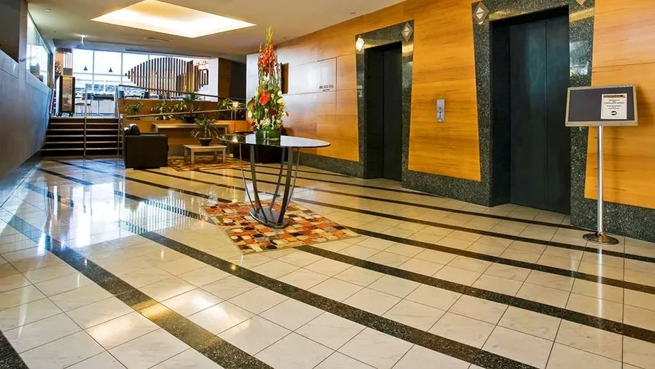 hotel-img