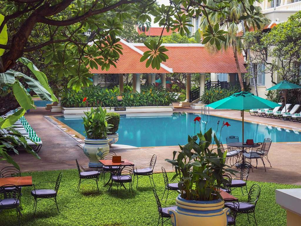 hotel-img