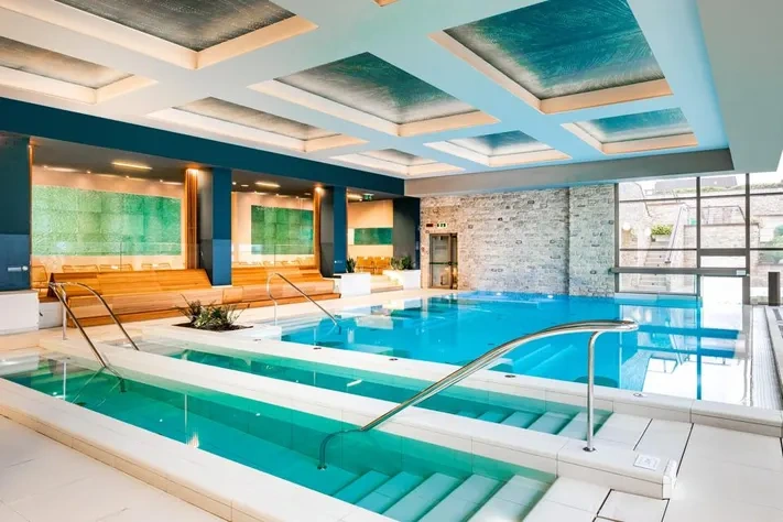 hotel-img