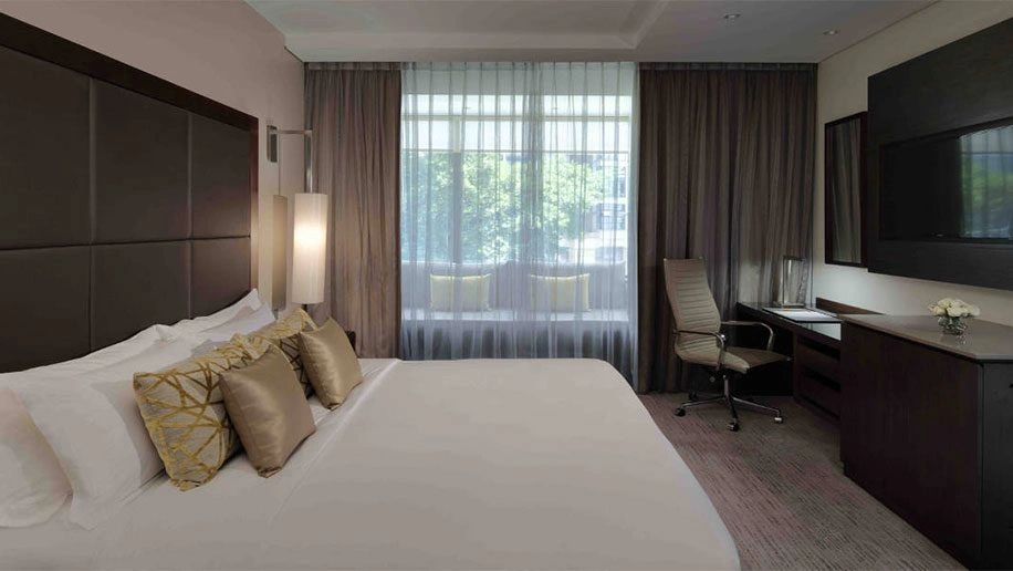 hotel-img