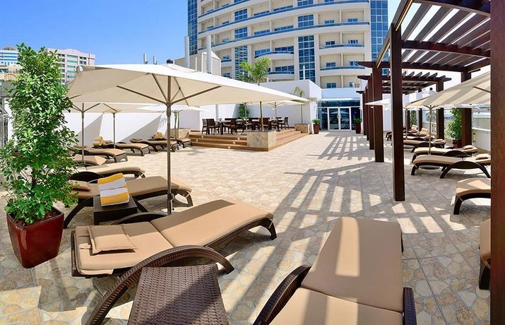 hotel-img