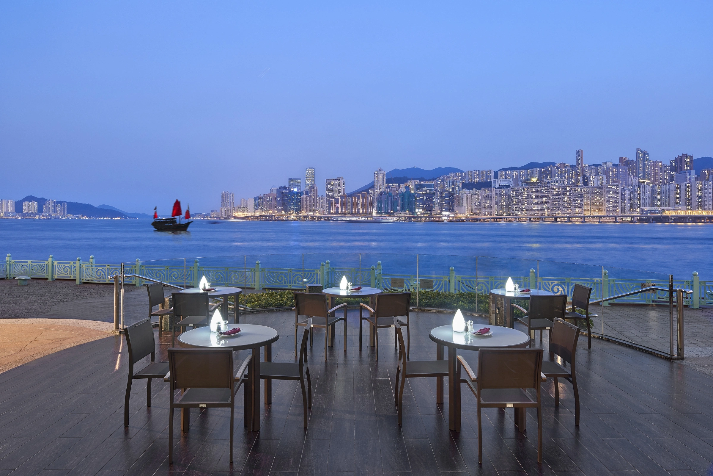 hotel-img