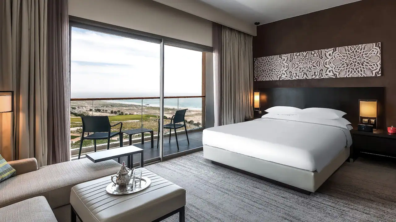 hotel-img