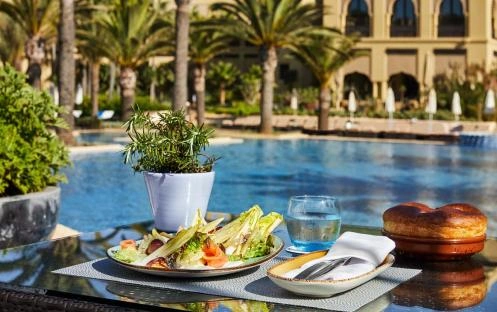 hotel-img