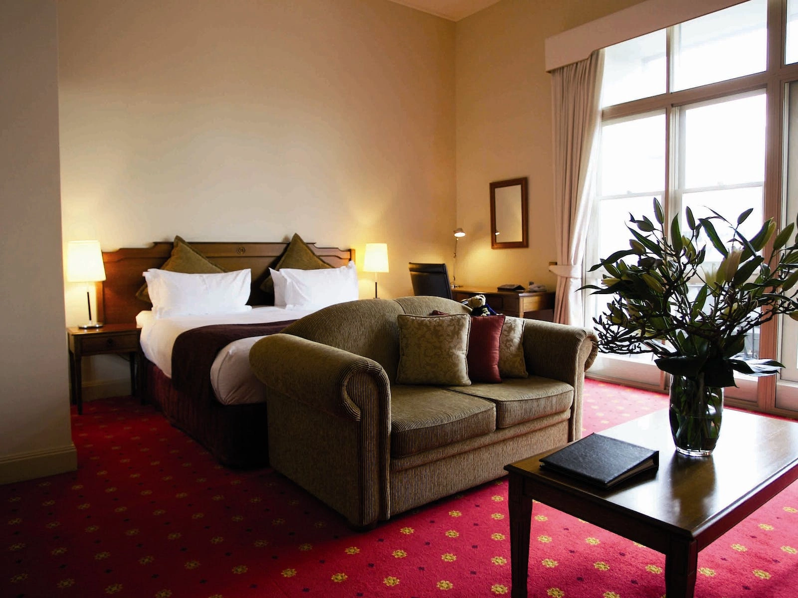 hotel-img