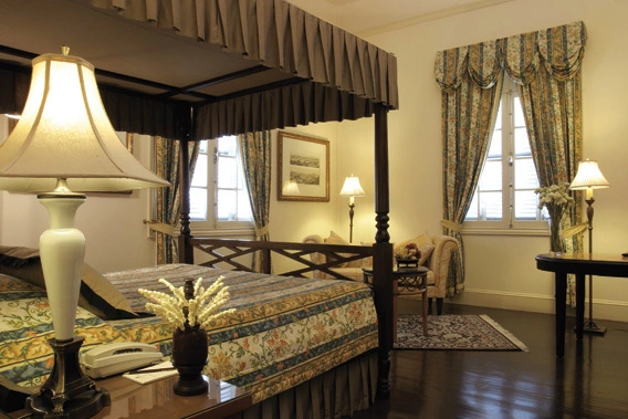 hotel-img