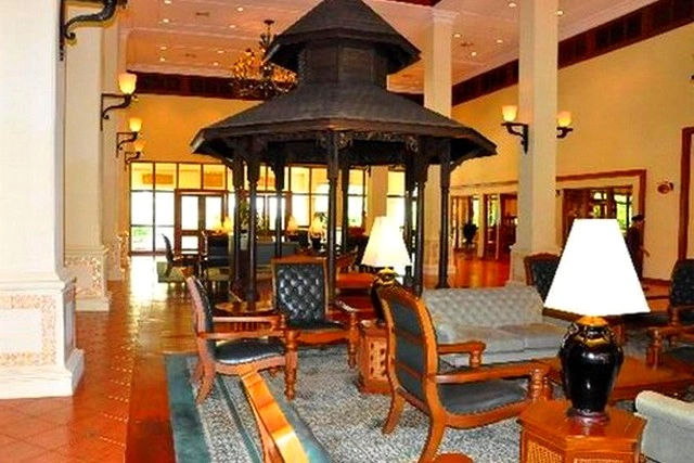 hotel-img