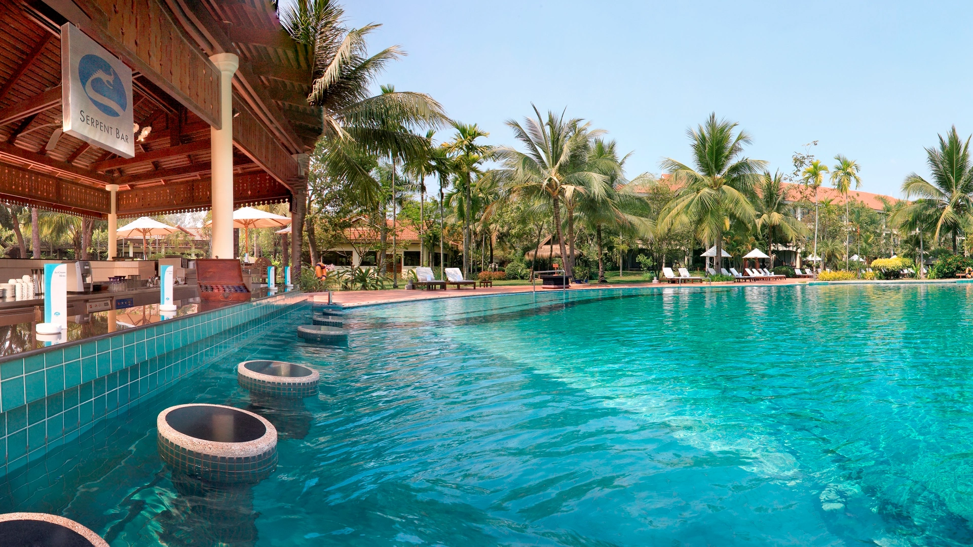 hotel-img