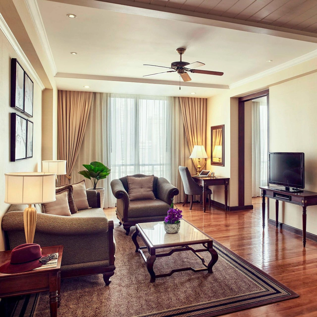 hotel-img