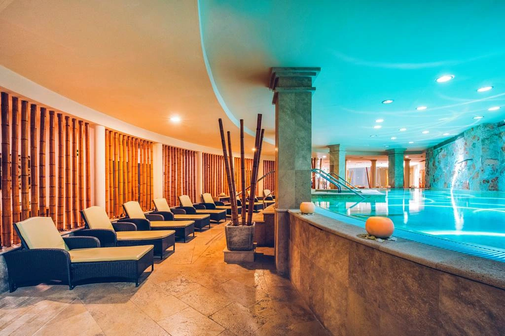 hotel-img