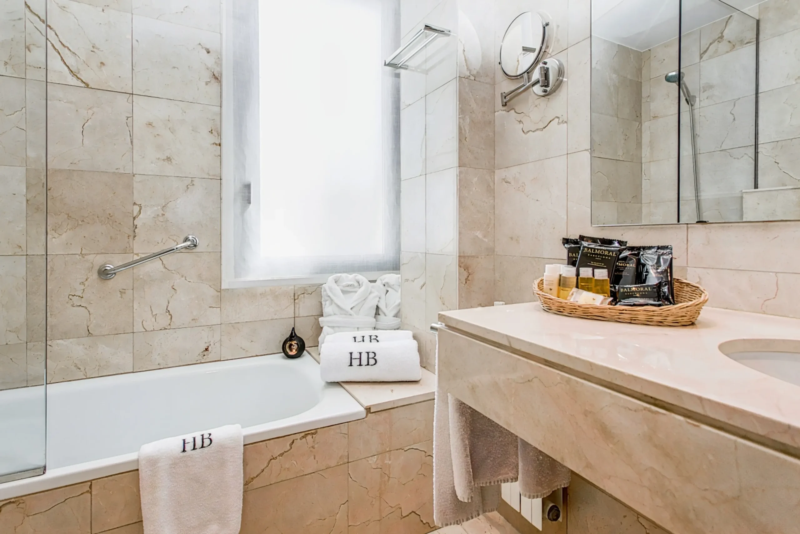 hotel-img