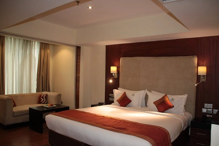 hotel-img