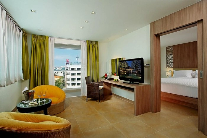 hotel-img
