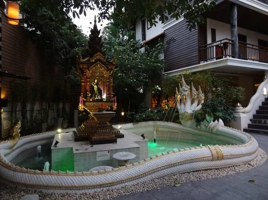 hotel-img