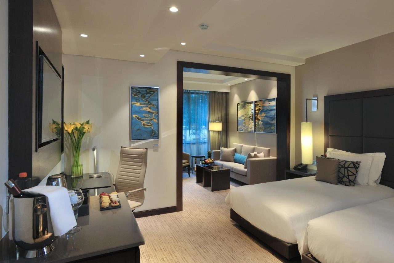 hotel-img