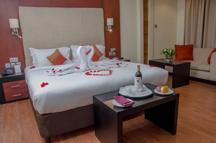 hotel-img