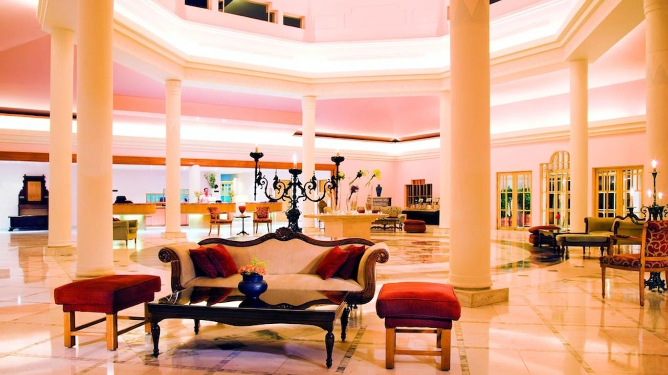 hotel-img