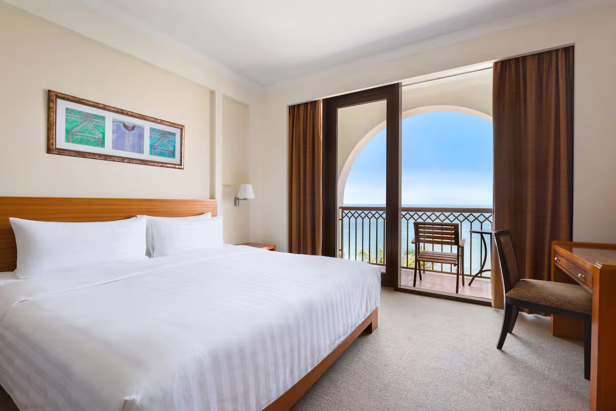 hotel-img
