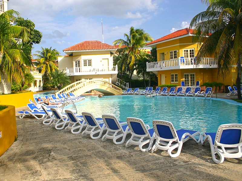 hotel-img