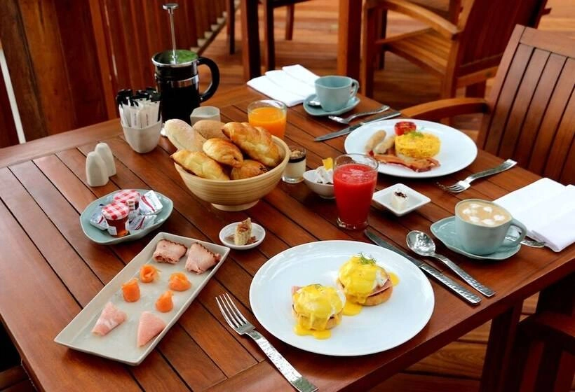 hotel-img