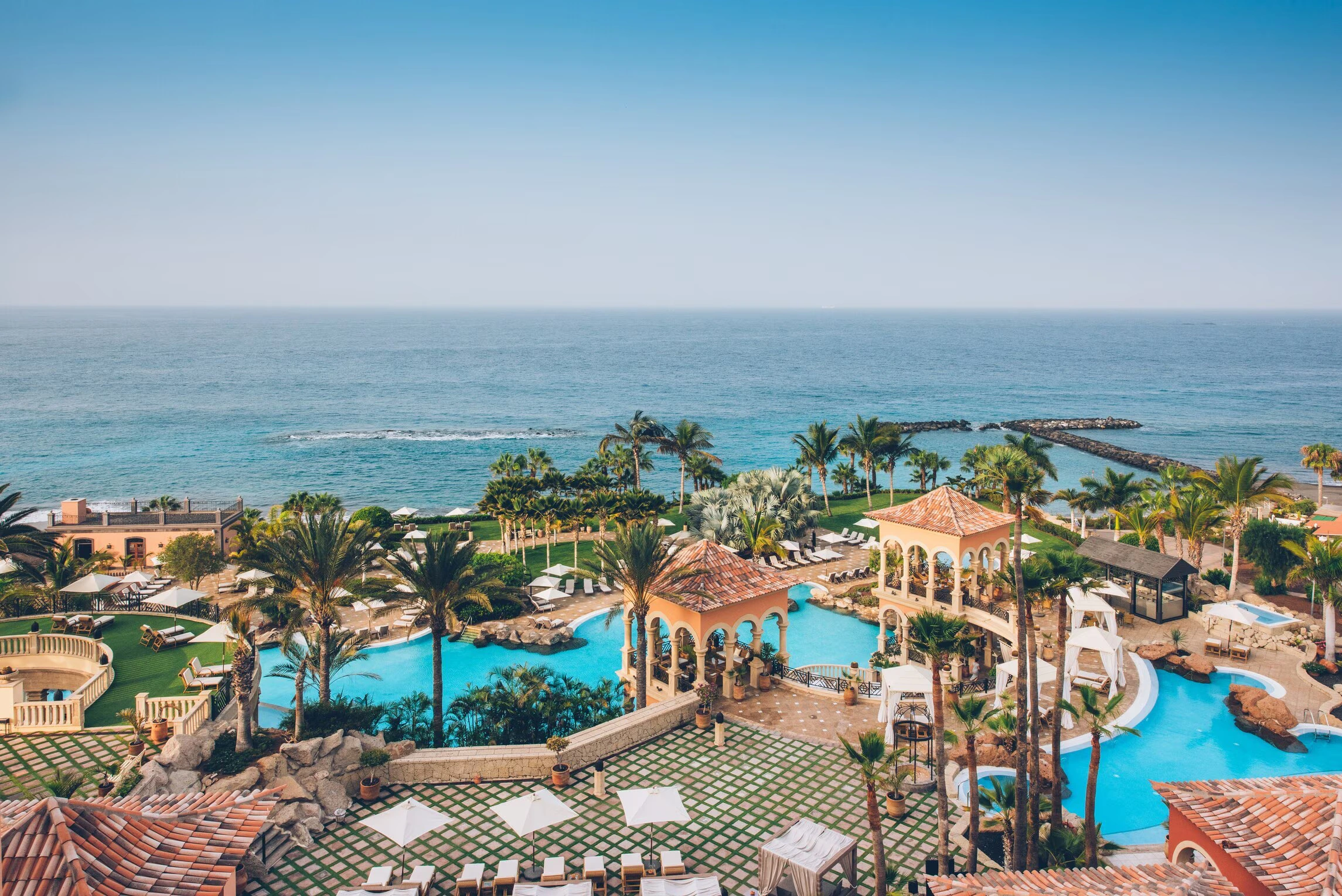 hotel-img