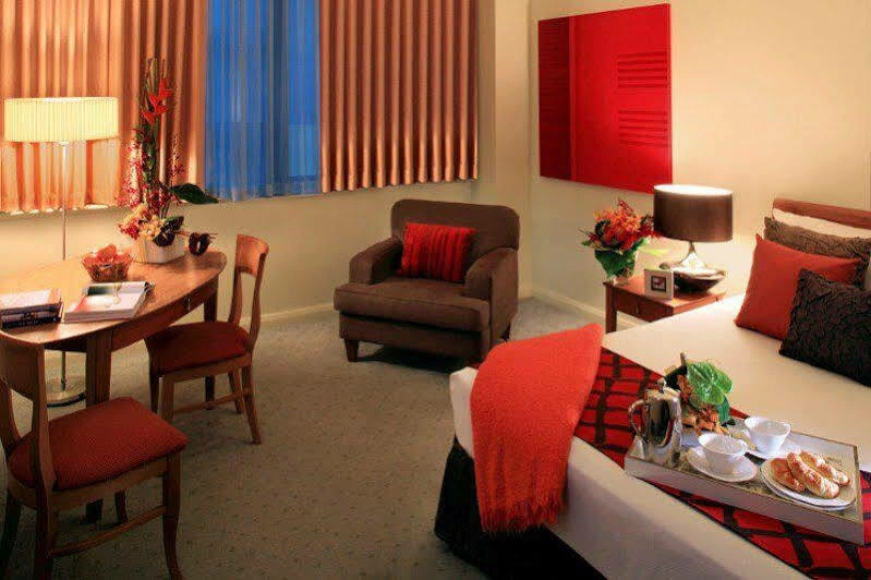 hotel-img