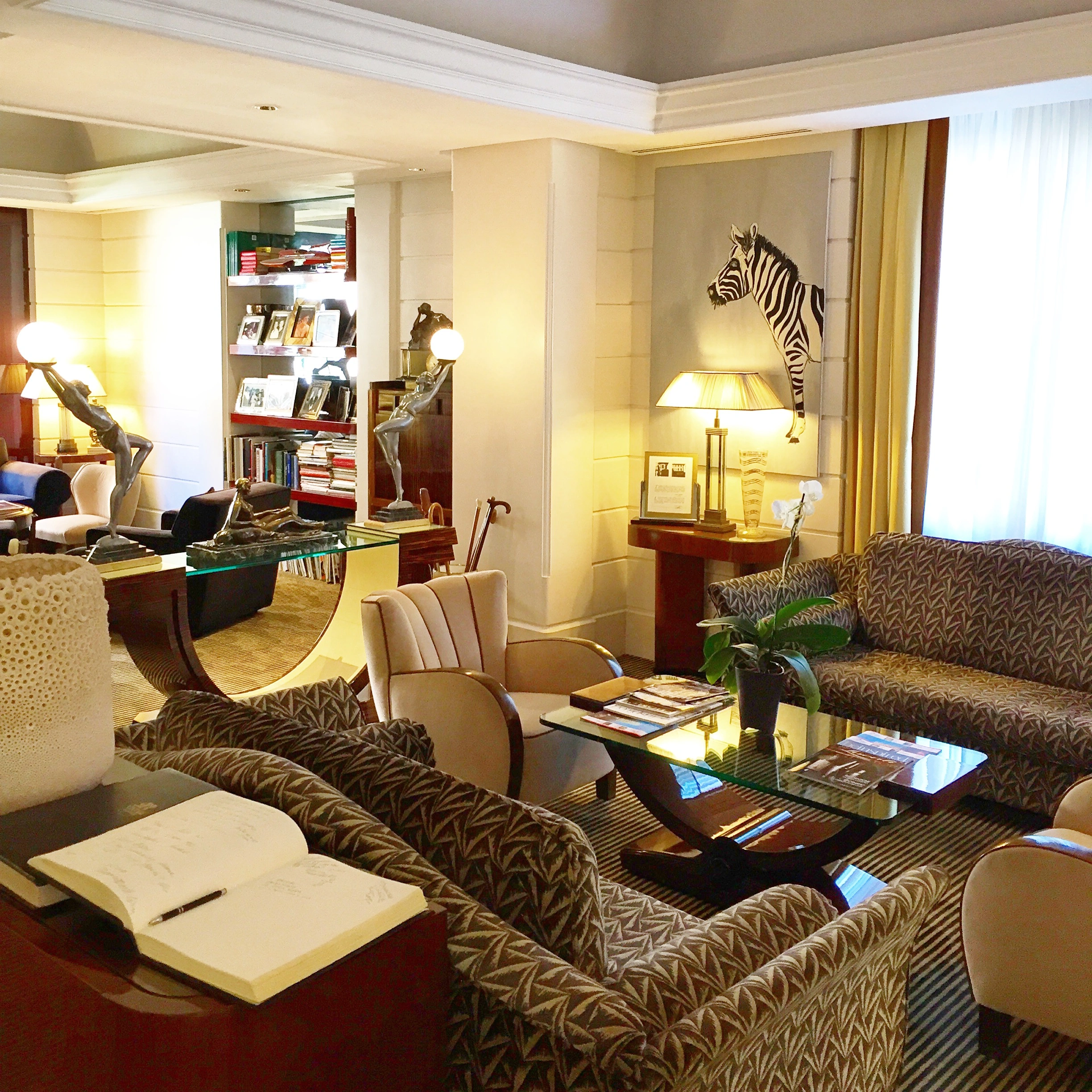 hotel-img
