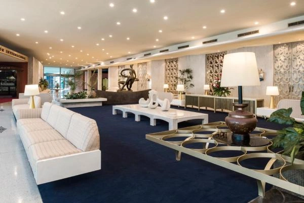 hotel-img