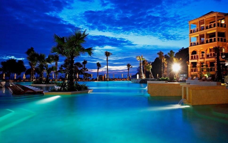 hotel-img